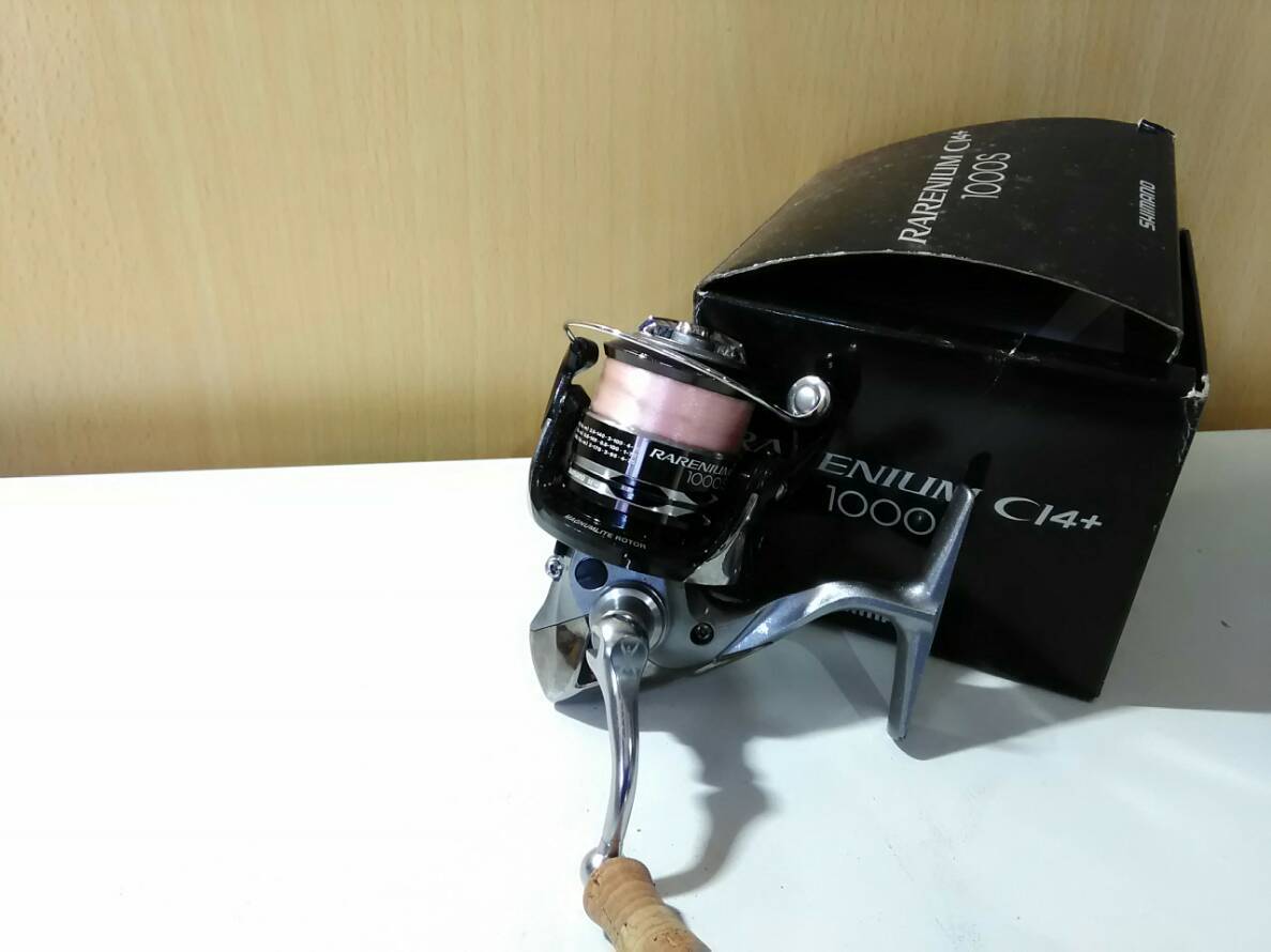 シマノ SHIMANO リール 箱付き 12レアニウム 1000s シングルハンドル SE14B012を買取りいたしました。