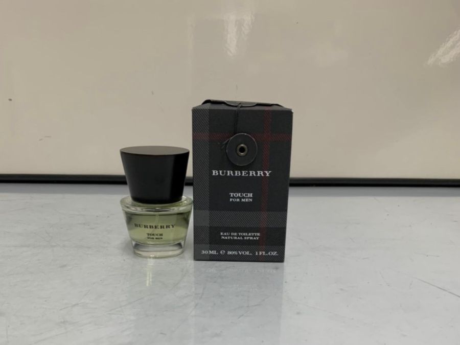 BURBERRY タッチ　フォーメン を買い取りいたしました